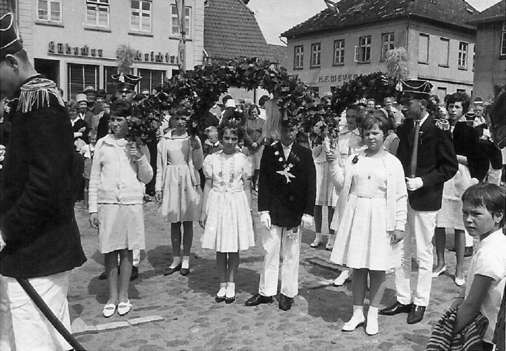 Vogelschießen 1963 Petra Leier