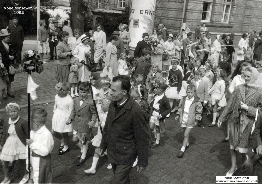 5067 - Vogelschießen 1962 (0043)